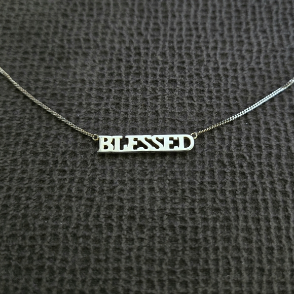 Mia Sarine Gold💛 Stationary "BLESSED"😇 Necklace - NIB - Picture 7 of 11